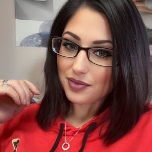 Meet your Posher, Lindsay